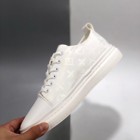 NEWGucci leather casual shoes small white shoes